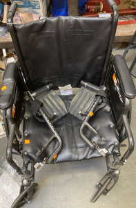 Everest & Jennings Wheelchair W/ Foot Rests...BBFN
