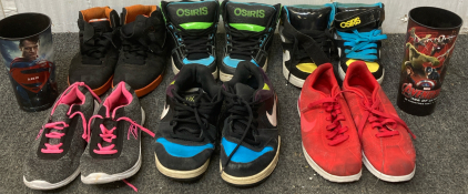 Shoes, & cups. BB12