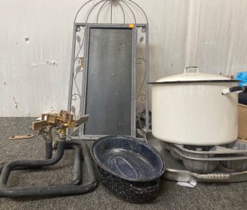 Cooking pot, Muffin Tins & Water Adapters. BB23