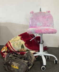Kids Chair, Cabela&rsquo;s Fishing Bag, 6FT x 9 FT Rug