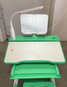 Childrens Desk