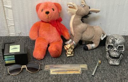 Stuffed animals, skull, Watch chain, Sarah Peyton collection. BB11