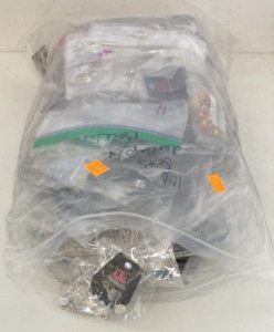 (1) 1 Gallon Of 100 Necklace And Earring Sets