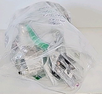 (1) 1 Gallon Of 100 Necklace And Earring Sets