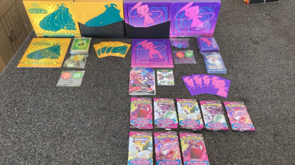(2) Pok&eacute;mon Elite Trainer Box