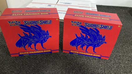 (2) Pok&eacute;mon Sword & Shield Trainer Box