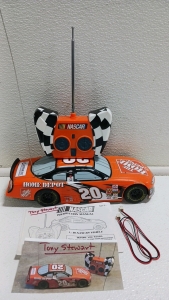 Nascar Tony Stewart 1:18 Scale Remote Car (Powers on)