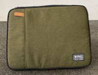 PKG Laptop Case (New Condition)