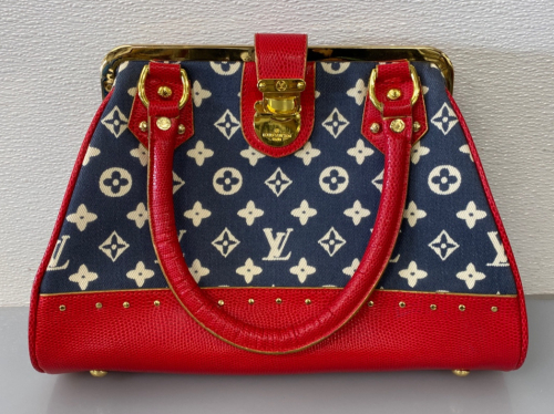 Louis Vuitton Purse