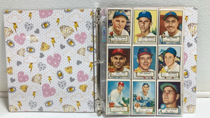 Binder of (30+) Vintage Baseball Cards