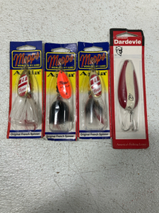 (4) Fishing Lures