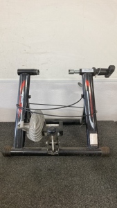 Travel Trac Century V Fluid + Bike Trainer