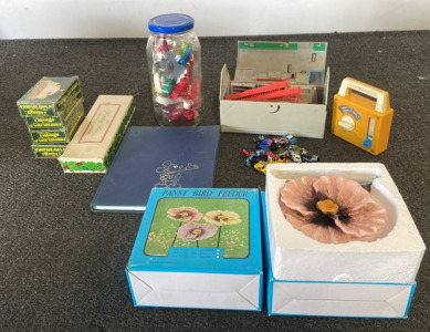 (2) Flower Bird Feeders, Vintahe Fisher Price Toy, Small Toys, Walt Disney Book, Cookie Cutters And More
