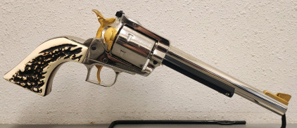 Ruger Super Black Hawk 44Mag Revolver, Custom Nickle Finish And Beautiful Hand Grips
