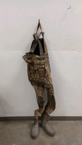 Size 13 RealTree Waders