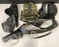 US Army Mag Nylon Ammo Pouch & (5) Pistol Holsters