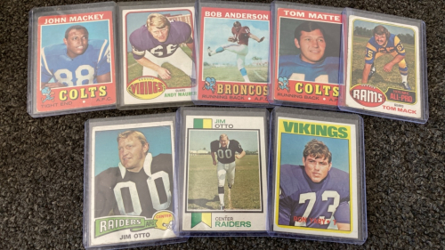 (8) Vintage Football Cards