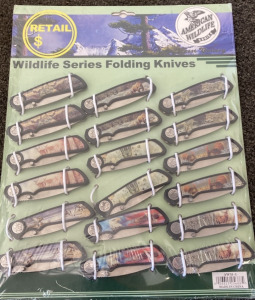 Set of 18 Wildlife Series Folding Knives