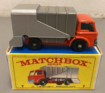 Vintage Original Matchbox 7 Ford Refuse Truck in Original Box