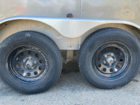 Newer 16&rsquo; Enclosed Utility Trailer W/ Double Rear Doors, Side Door & Ladder Racks - 7