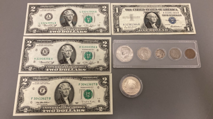 (3) $2 Bills - 1976,1995, (1) $1 Silver Certificate, (1) 1986 Commemorative Half Dollar, Set of 5 Vintage Coins