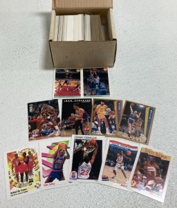 (150+) Assorted Basketball Cards