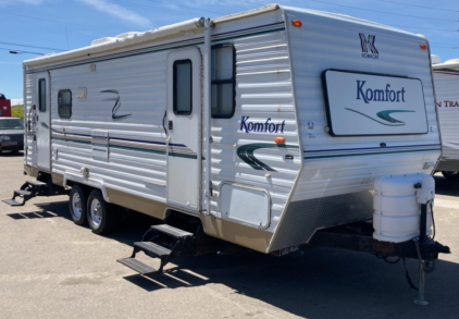 2003 KOMFORT THOR CAMP TRAILER - 27FT