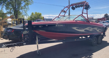 2005 CENTURION ENZO BOAT AND TRAILER - BEAUTIFUL