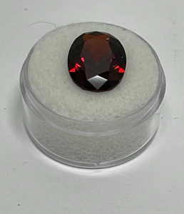 11.10ct. Pidgeon Blood Red Ruby Oval VVS Diamond Cut And Faceted Gemstone