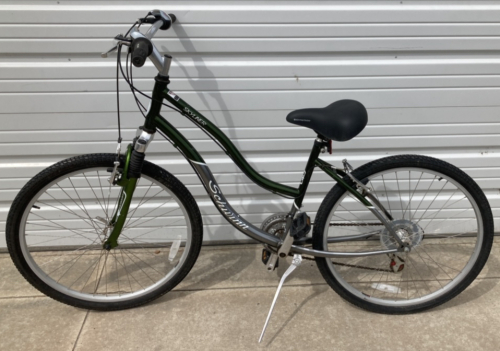 Schwann Skyliner Multi-Speed Bike