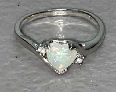 (1) Size 9 Heart Shaped Fire Opal Ring