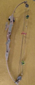 (1) Compound Bow, Brown Cammo