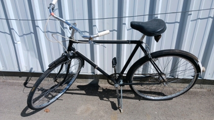 26" Unknown Brand Bicycle (Black)