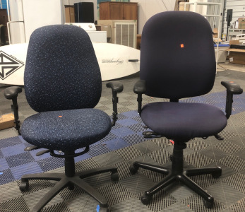 (2) Rolling Office Chairs