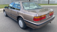 1990 HONDA ACCORD - VERY CLEAN - AFTERMARKET STEREO! - 4