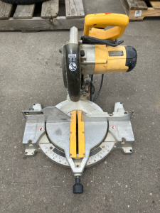 Dewalt DW703 Miter Saw