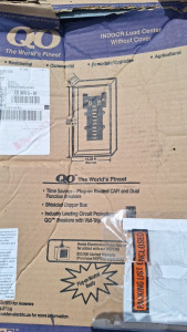 QO Indoor Load Center With Cover