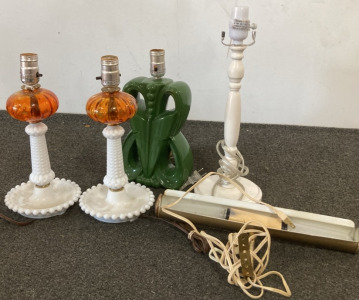 (2) White And Orange Lamp Base, (1) Green Lamp Base, (1) white Lamp Base,(1) Vintage Dubble Light WORKs