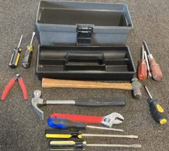 Rubbermaid Tool Box W/ Tools