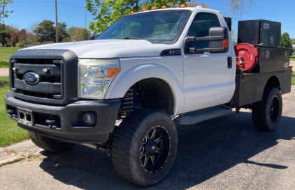 2012 FORD F-350 - 4X4 - LIFTED WORK TRUCK