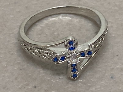 (1) Size 9 Sapphire Cross .925 Ring