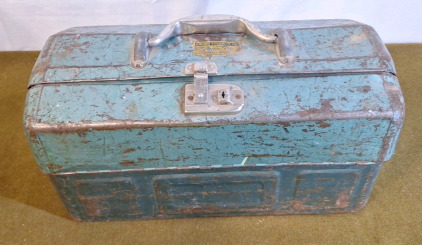(1) Metal Toolbox W/Assorted Hand Tools