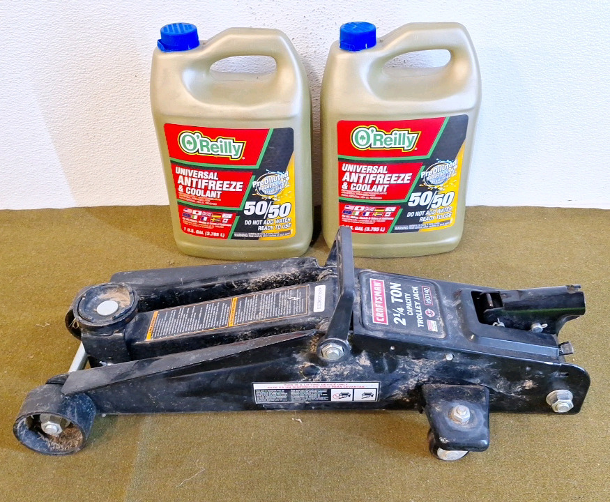 (2) Gallons O'Reilly Universal Antifreeze/Coolant, Predilluted 50/50 Mix & (1) Craftsman 21/4