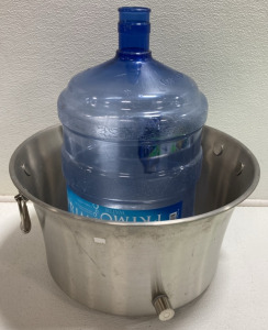 Aluminum Pot w/ Empty 5Gal Water Bottle