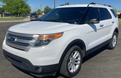 2015 FORD EXPLORER - 3RD ROW !