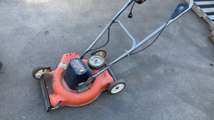 Lawnmower, Electric, Black & Decker