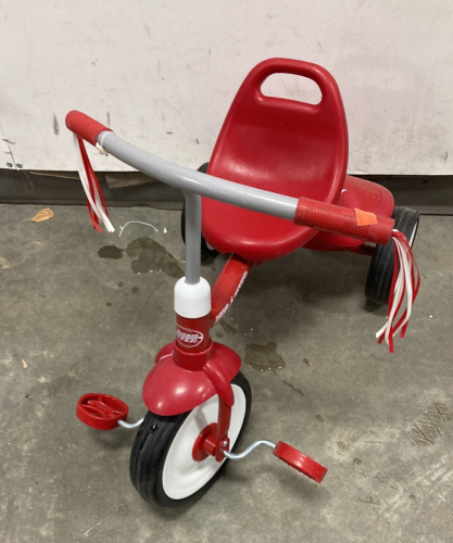 Radio Flyer Toddler Trike