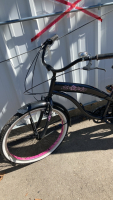 26â€ Cruiser Bicycle (Black) - 2