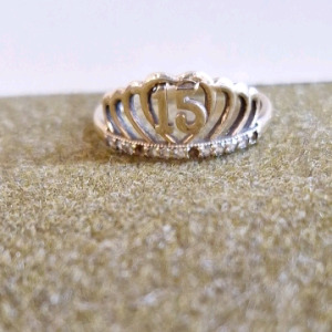 (1) Quinceanera Ring, Stamped 10K