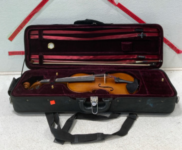 Aubrey 4/4 Flamed Maple Violin With Case